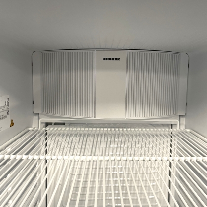 Armoire à Boissons inox ventilée, porte vitrée, 347L, Liebherr - Déclassé